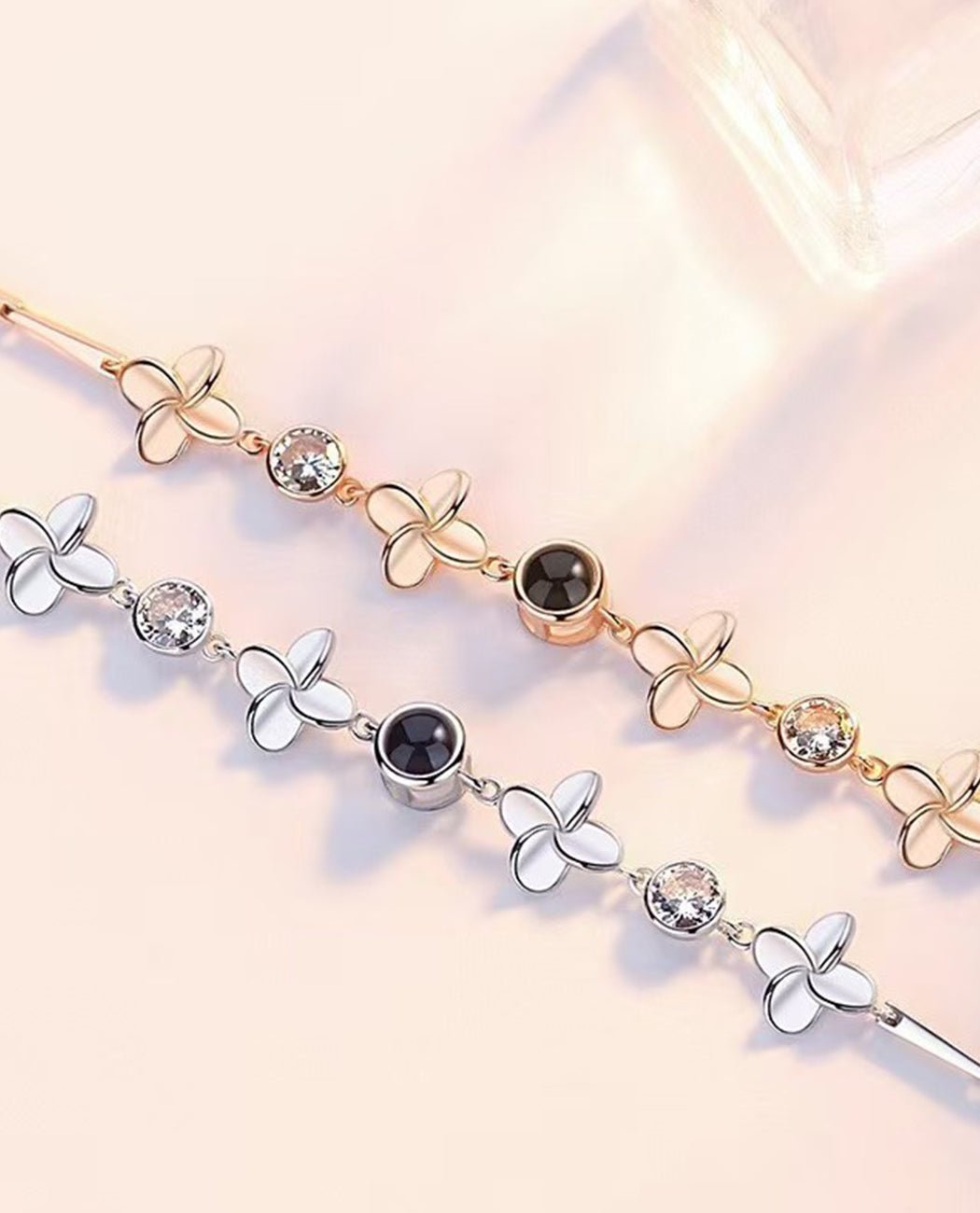 Clover Projection Bracelet