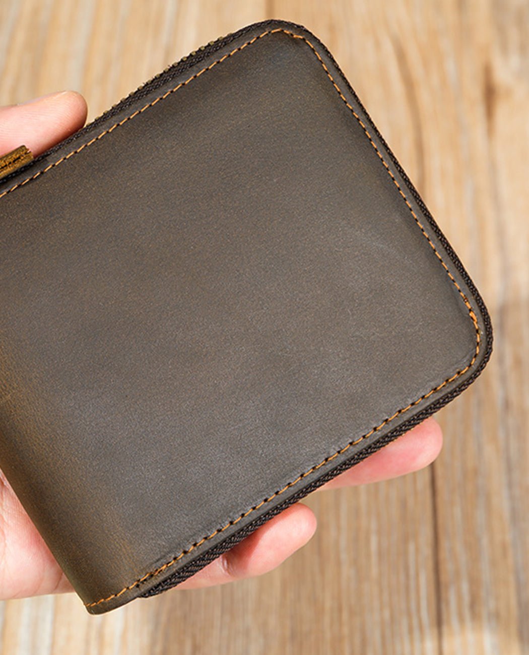 Zip Leather Wallet