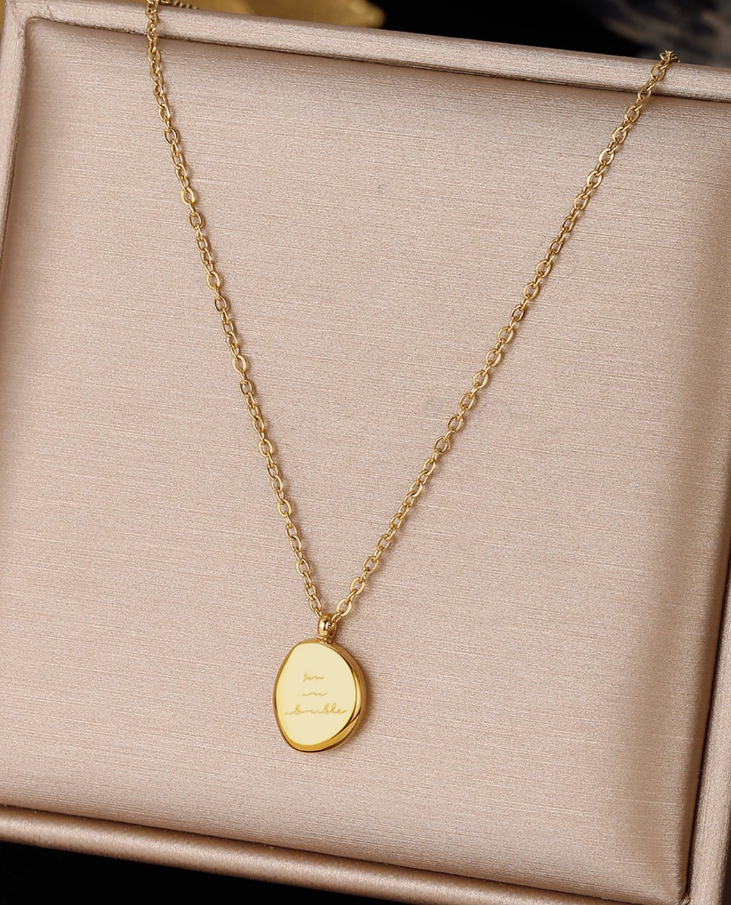 Smooth Necklace