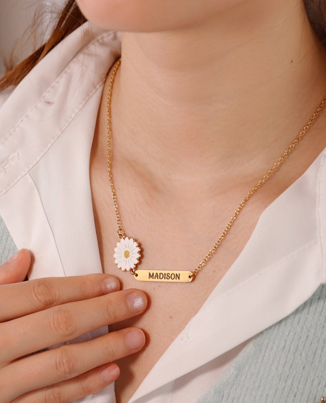 White Flower Necklace